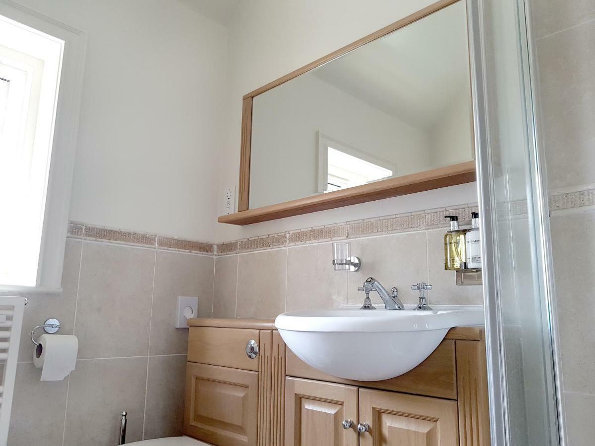 Wildwood B&B Lymington Εξωτερικό φωτογραφία